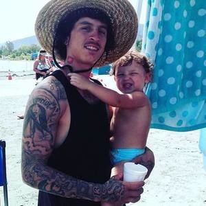 Meet your Posher, Adrian